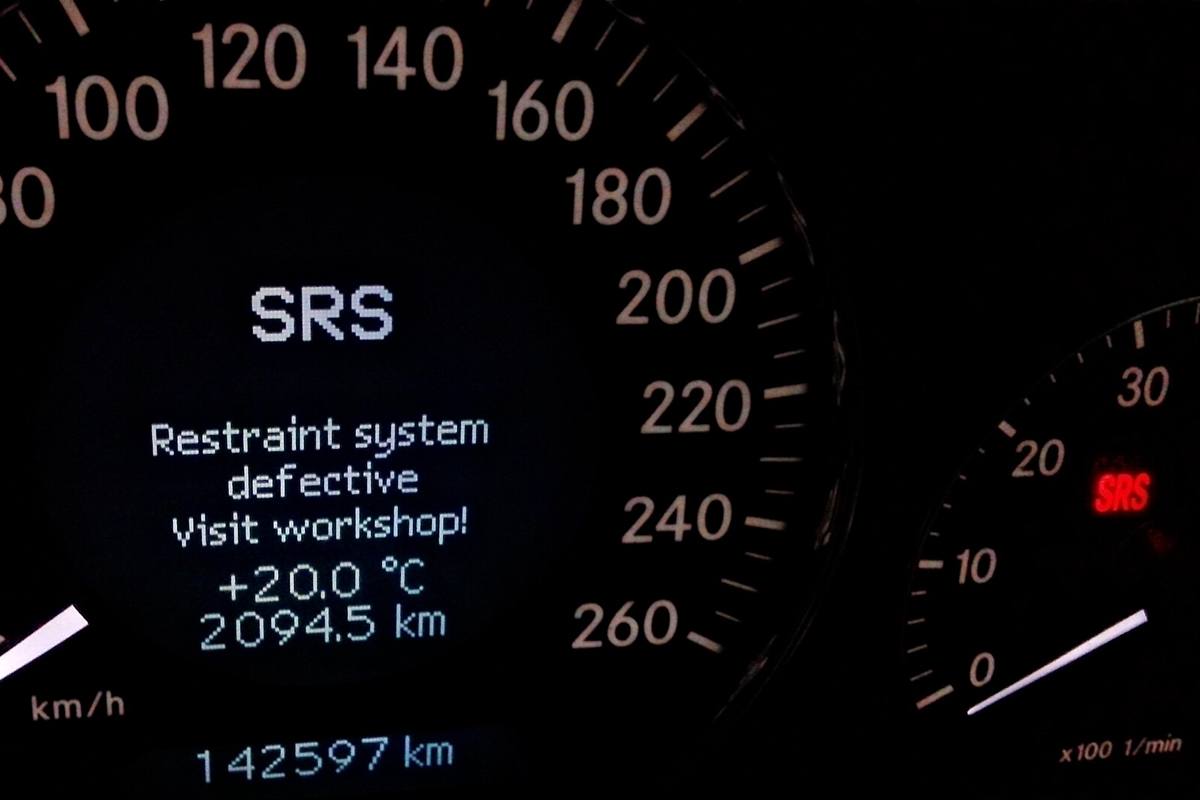 srs restraint system malfunction visit workshop w211