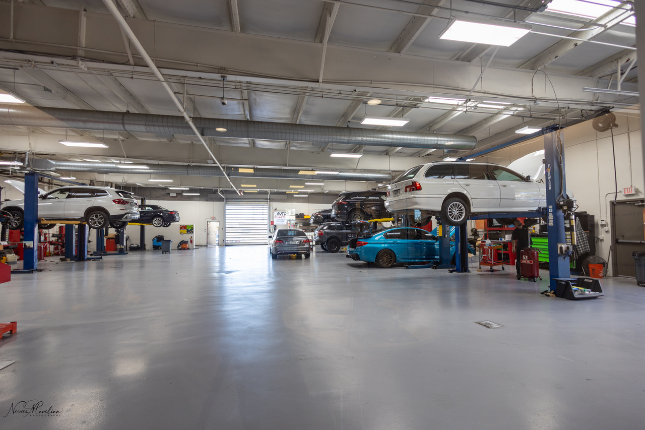 Inside the AutoScope Plano shop